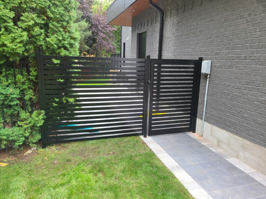 aluminum horizontal black slat fence canada